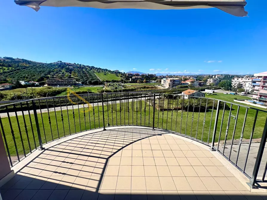 Immagine 7 di Trilocale in affitto  in VIA RENATO CAPANNA 7 a Alba Adriatica