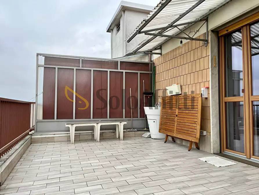 Immagine 1 di Bilocale in affitto  in Via Venarìa 75 a Torino