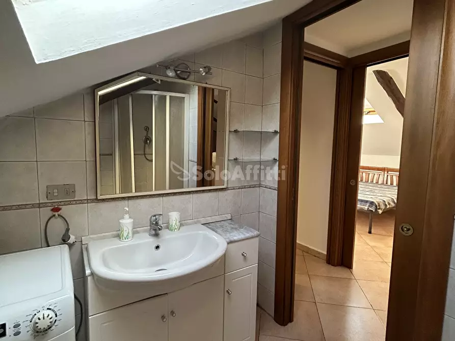 Immagine 12 di Trilocale in affitto  a Torino