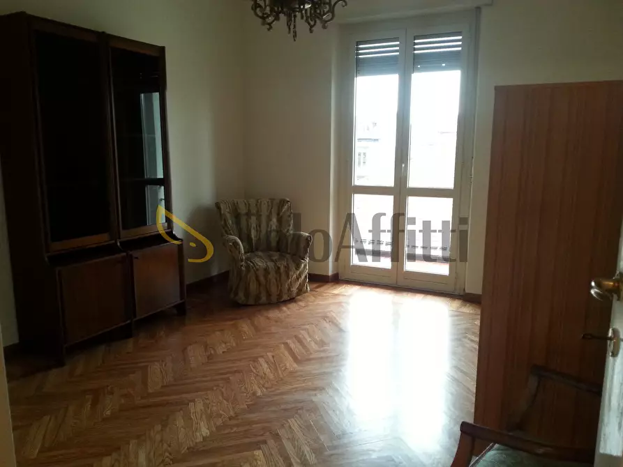 Immagine 12 di Quadrilocale in affitto  in VIA SUSA a Torino