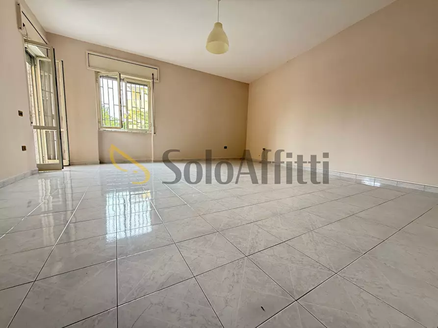 Immagine 1 di Pentalocale in affitto  in Via Assunta 46 a Caserta