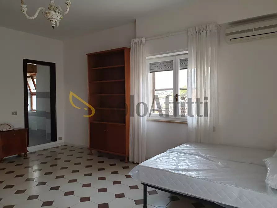 Immagine 18 di Pentalocale in affitto  a Catanzaro