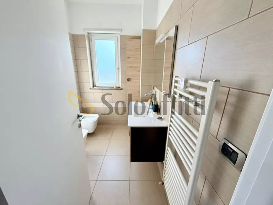 Immagine 18 di Trilocale in affitto  in Via Nazionale 518 a Roseto Degli Abruzzi