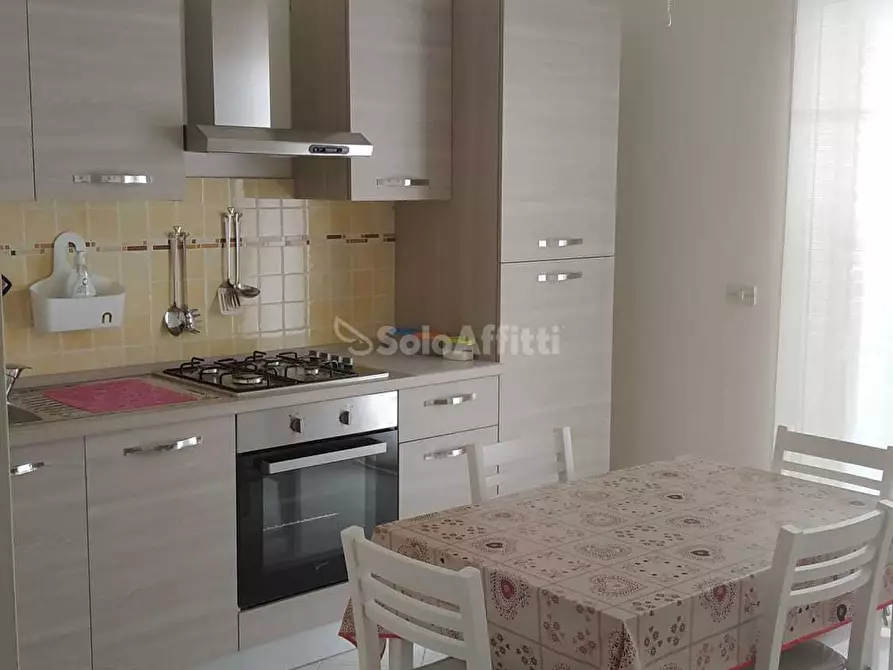 Immagine 11 di Bilocale in affitto  a Calatabiano