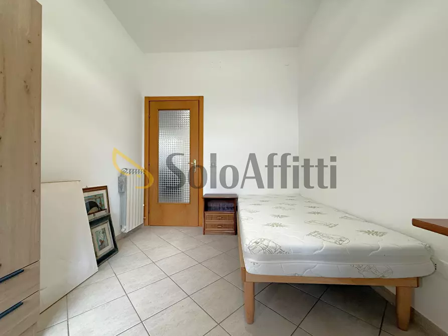 Immagine 9 di Stanza singola in affitto  a Catanzaro