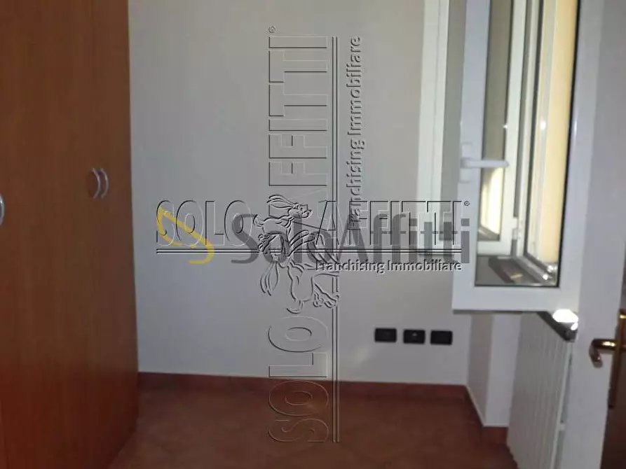 Immagine 13 di Trilocale in affitto  in Strada Provinciale 130 29 a Pavia