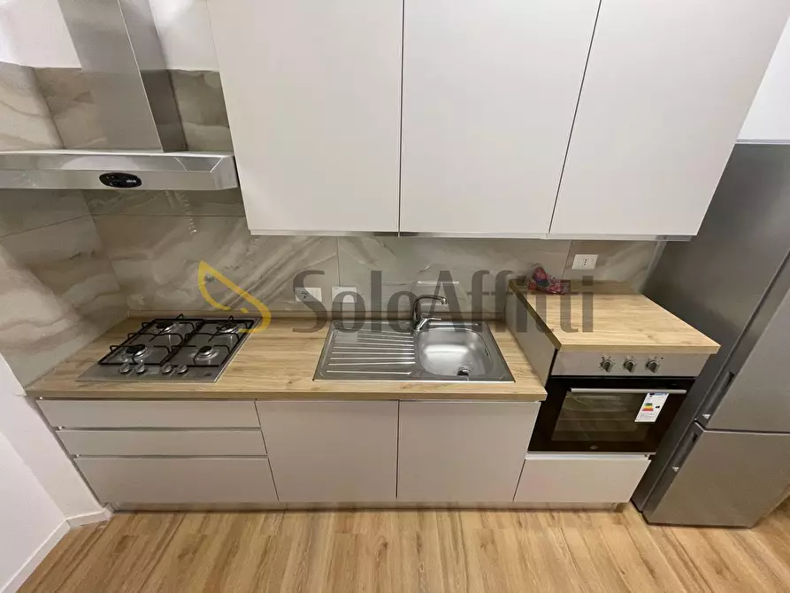 Immagine 13 di Stanza singola in affitto  a Frosinone