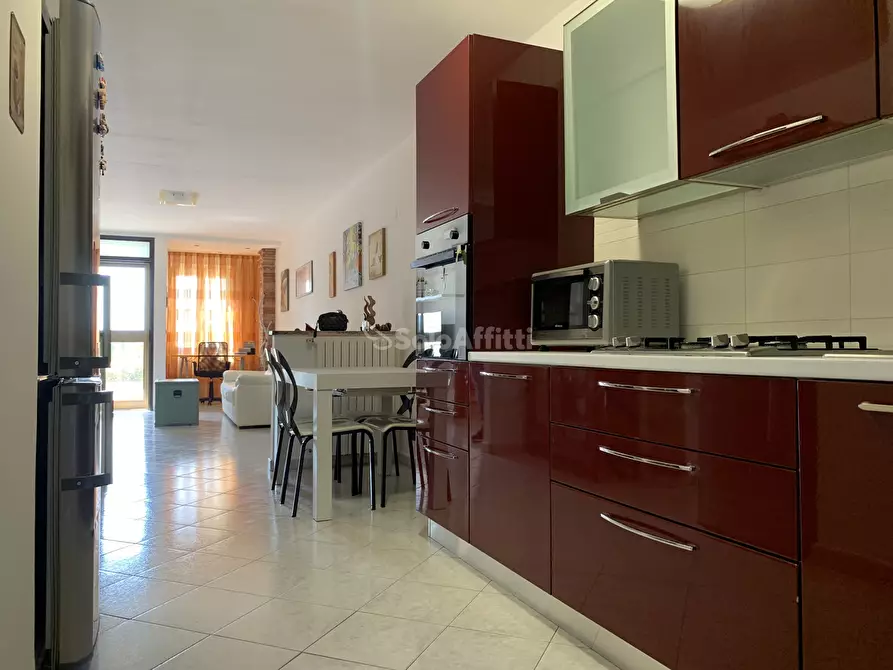 Immagine 6 di Trilocale in affitto  a Catanzaro