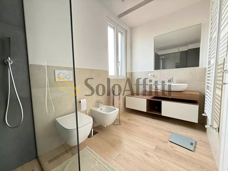 Immagine 46 di Villa in affitto  in Via Ten. Politano 4 a Caserta