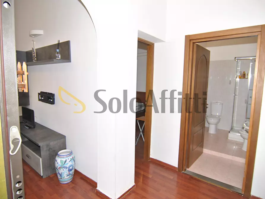 Immagine 2 di Bilocale in affitto  in Via del Leone 11 a Livorno