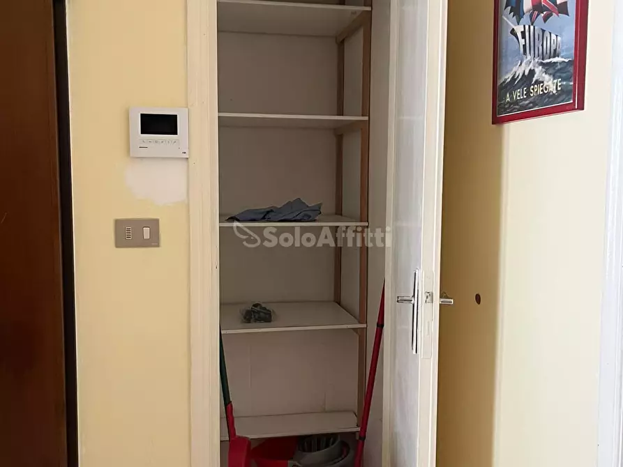 Immagine 13 di Bilocale in affitto  in Via Trieste a Rivalta Di Torino