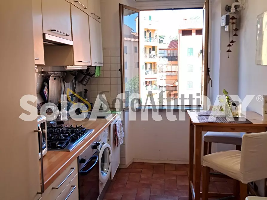 Immagine 2 di Stanza singola in affitto  in Via Edoardo Arbib 14 a Roma