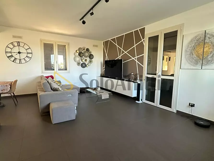 Immagine 7 di Villa in affitto  in Via Orsoleto a Rimini