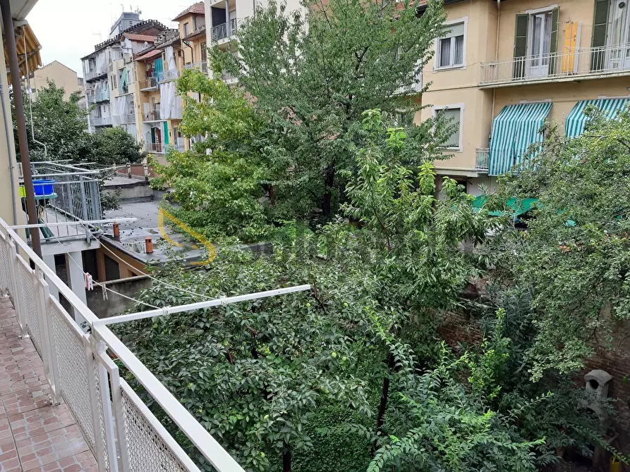 Immagine 17 di Trilocale in affitto  in Via Cumiana 44 a Torino