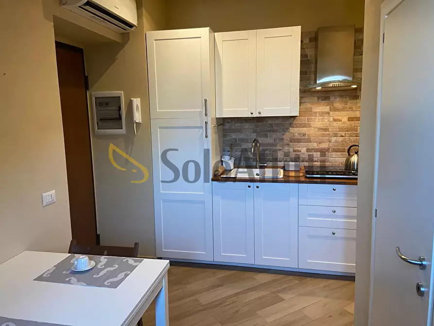 Immagine 2 di Bilocale in affitto  in Via Giacinto Carena a Torino