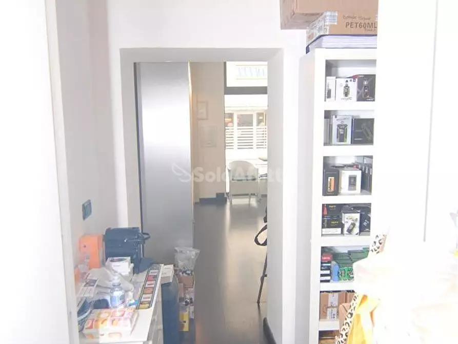 Immagine 16 di Locale commerciale in affitto  in Corso Amedeo 100 a Livorno