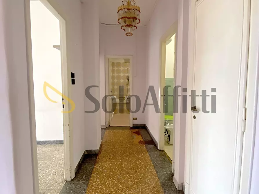 Immagine 9 di Stanza singola in affitto  in via Edoardo Jenner 45 a Roma