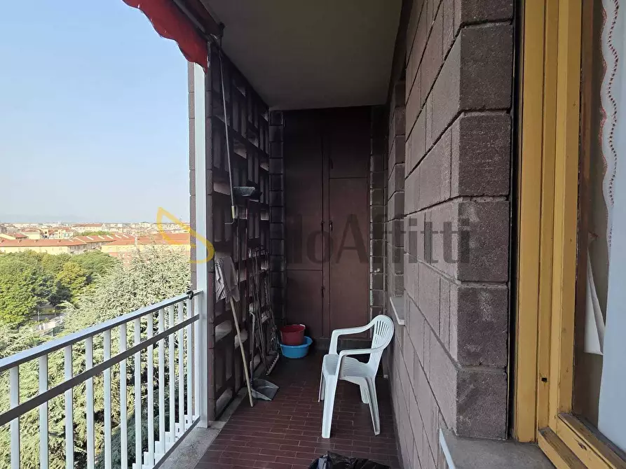 Immagine 19 di Quadrilocale in affitto  a Torino