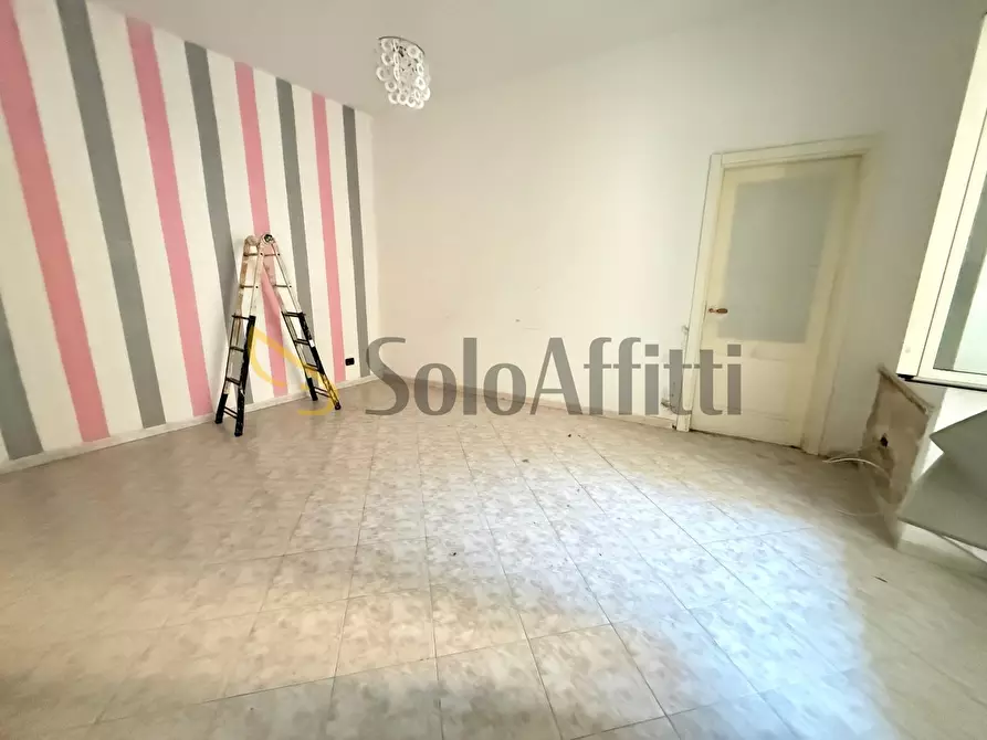 Immagine 10 di Trilocale in affitto  in Via dei Giardini 33 a Caserta