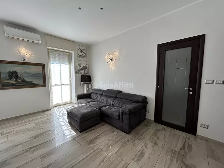 Immagine 9 di Trilocale in affitto  a Torino