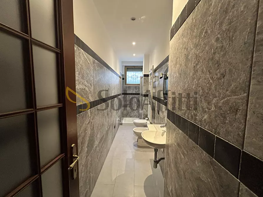 Immagine 20 di Appartamento in affitto  in Strada del Cantello 3 a Torino