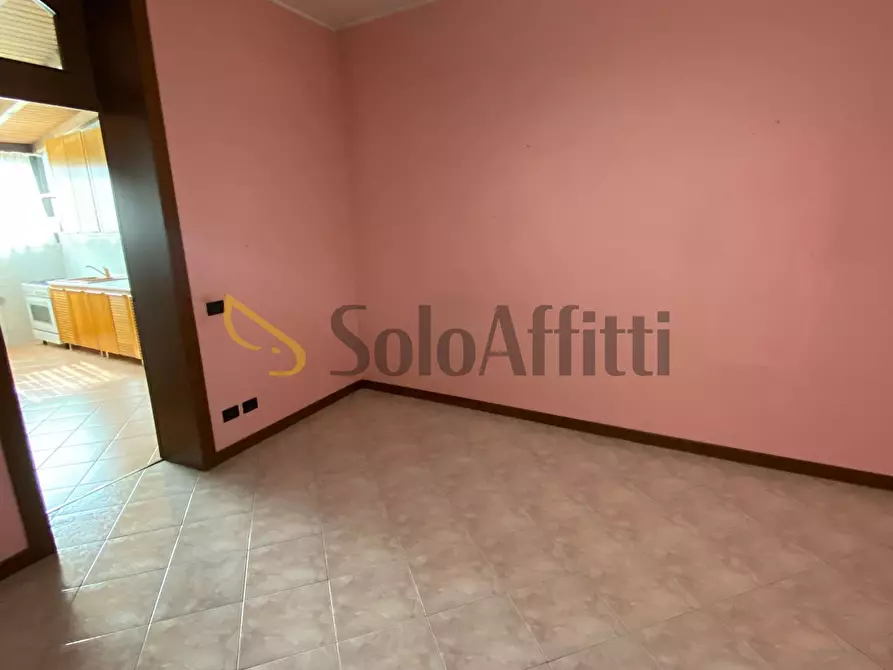 Immagine 4 di Stanza singola in affitto  in Via Milano 9 a Seregno