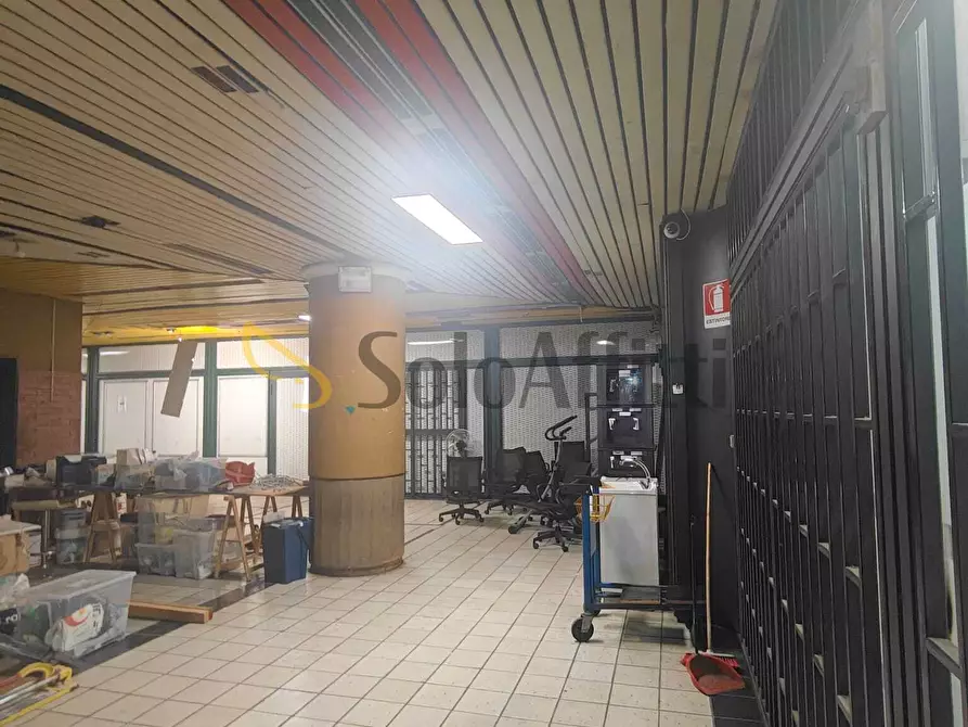 Immagine 10 di Attività artigianale in affitto  in Via Guido Gozzano 10 a Catania