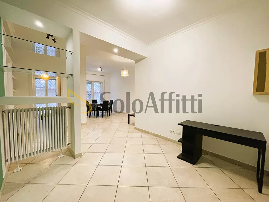 Immagine 2 di Bilocale in affitto  in Via di Val Tellina 110 a Roma