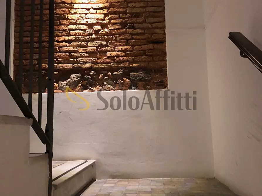 Immagine 8 di Bilocale in affitto  a Catania