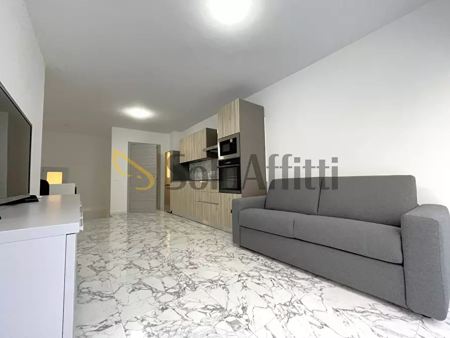 Immagine 1 di Bilocale in affitto  in Via XX Settembre 29 a Catanzaro