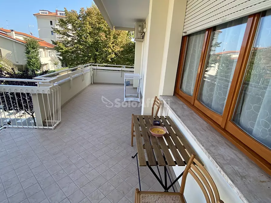 Immagine 30 di Pentalocale in affitto  in Viale Leonardo da Vinci 61a a Rimini