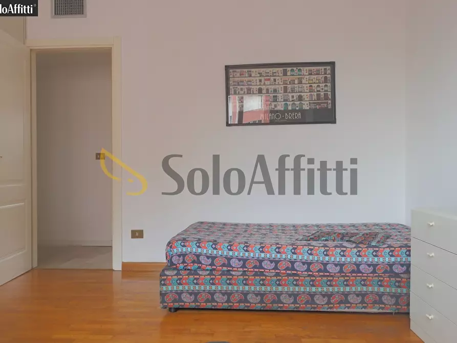 Immagine 45 di Trilocale in affitto  in Piazza Aldo Moro 1 a Cologno Monzese