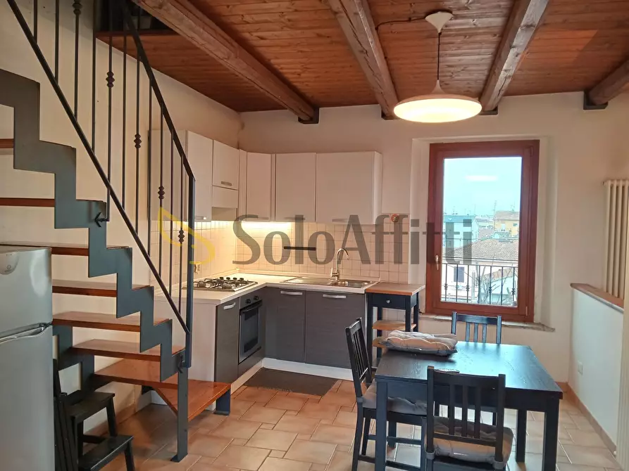 Immagine 1 di Bilocale in affitto  a Falconara Marittima