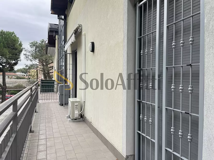Immagine 26 di Trilocale in affitto  in via forlanini 25 a Busto Arsizio