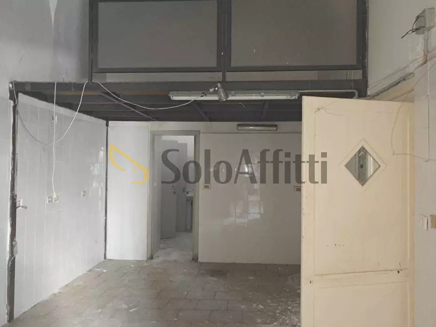 Immagine 9 di Pizzeria / Pub in affitto  a Catania