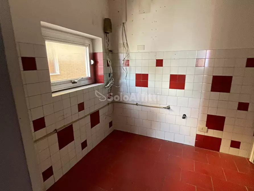 Immagine 11 di Ufficio in affitto  a Frosinone