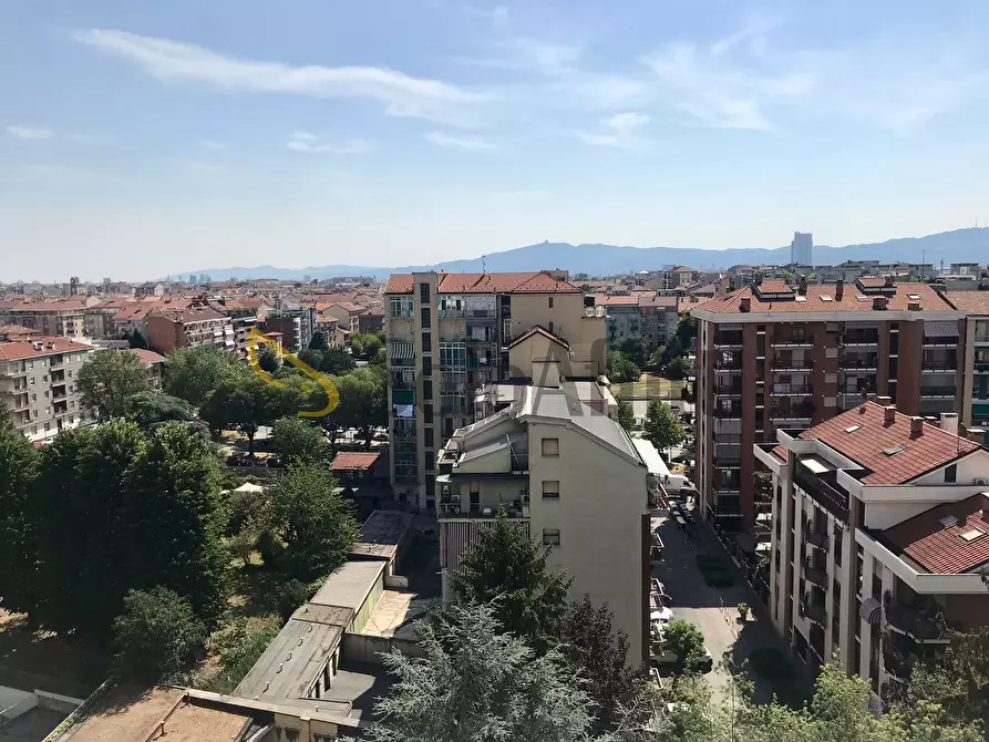 Immagine 24 di Quadrilocale in affitto  in Piazza del Monastero 10 a Torino