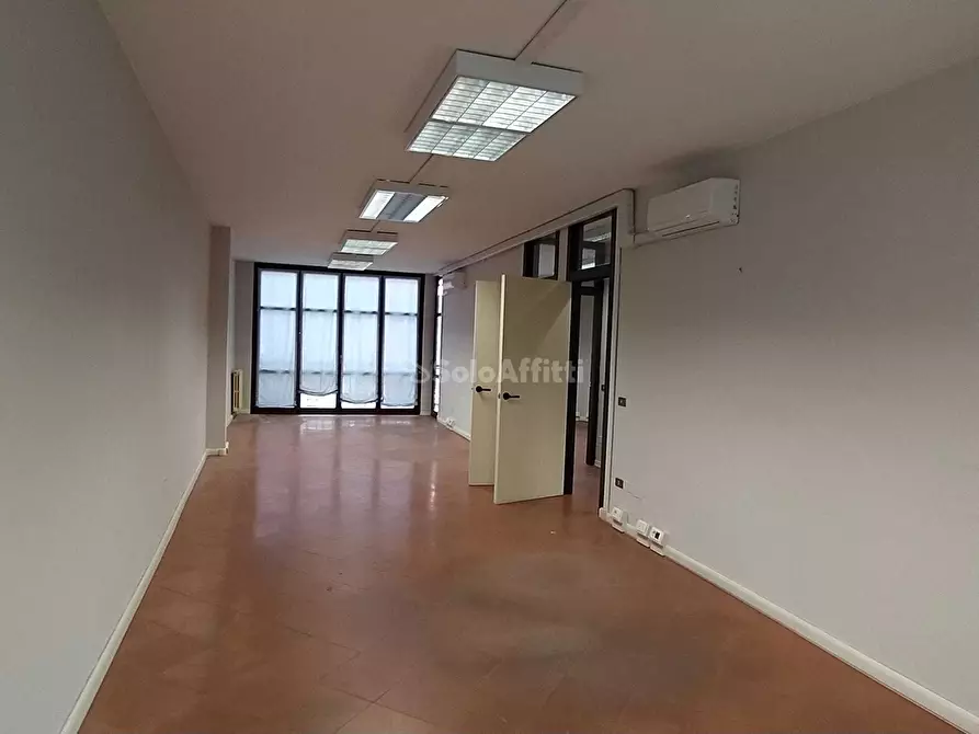 Immagine 17 di Ufficio in affitto  in Piazza San Giovanni Decollato a Terni