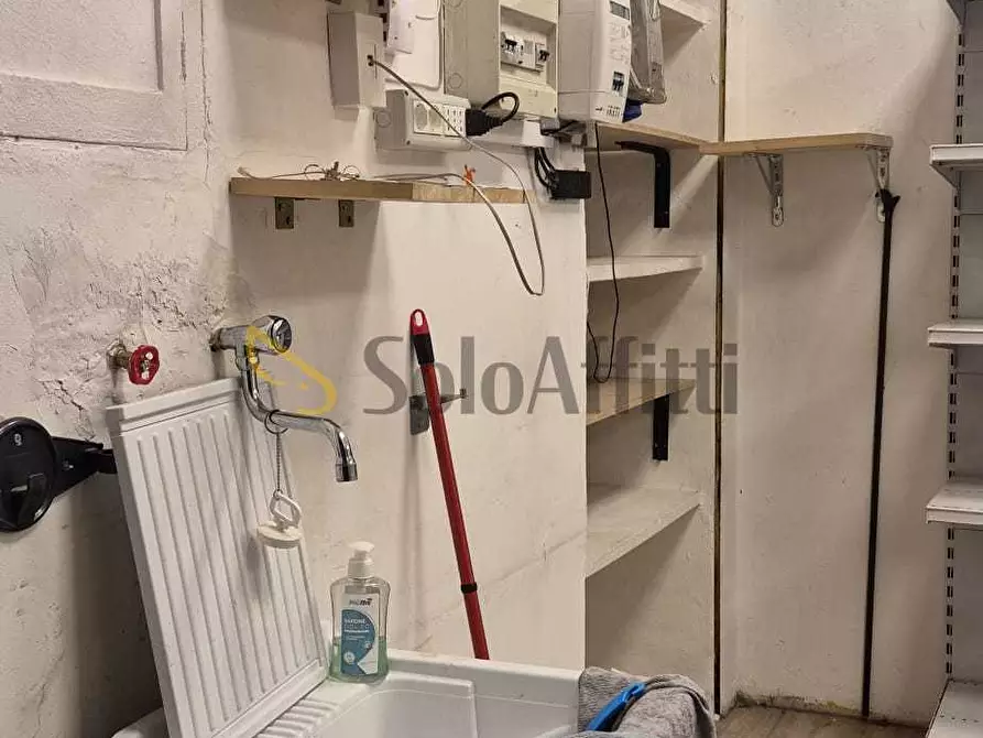 Immagine 16 di Locale commerciale in affitto  in Via Luigi Cibrario 46 bis/A a Torino