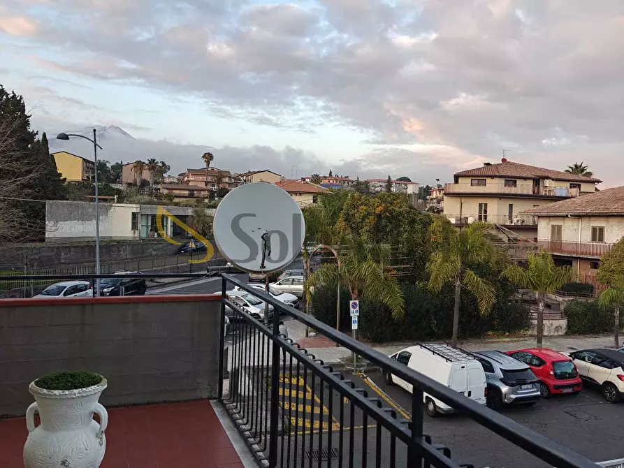 Immagine 3 di Trilocale in affitto  a Mascalucia