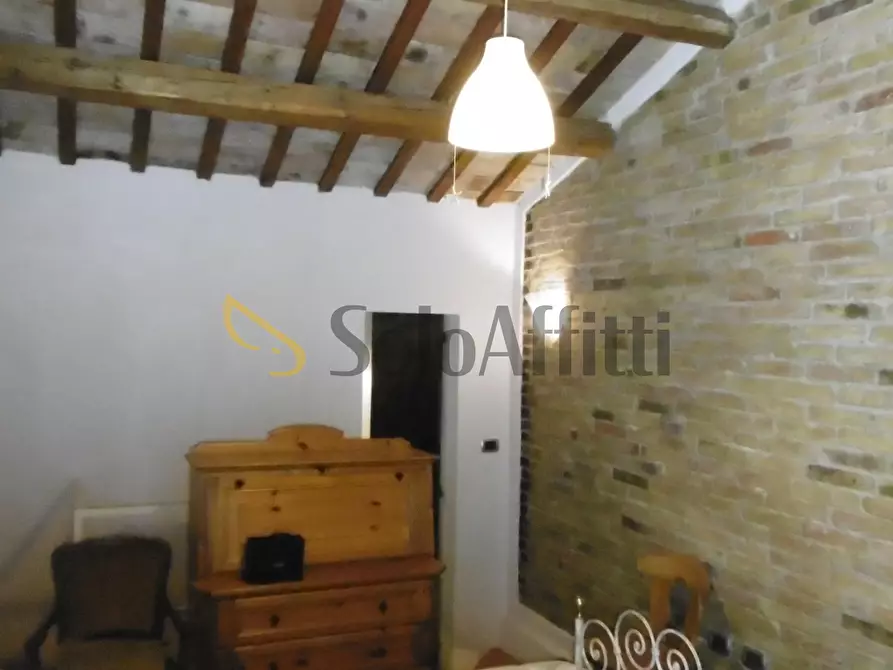 Immagine 12 di Bilocale in affitto  a Osimo
