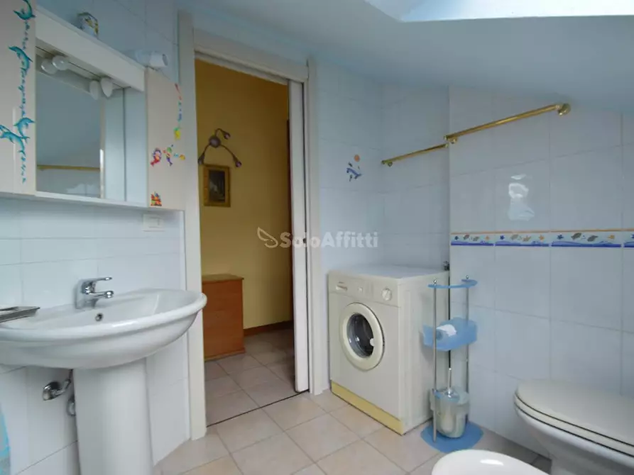 Immagine 8 di Mansarda in affitto  in Via Eugenio Curiel 2g a Rozzano