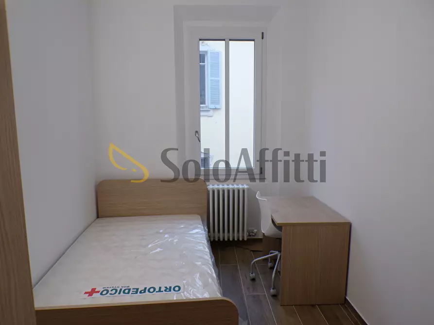 Immagine 7 di Trilocale in affitto  in Viva foscolo 32 a Pavia