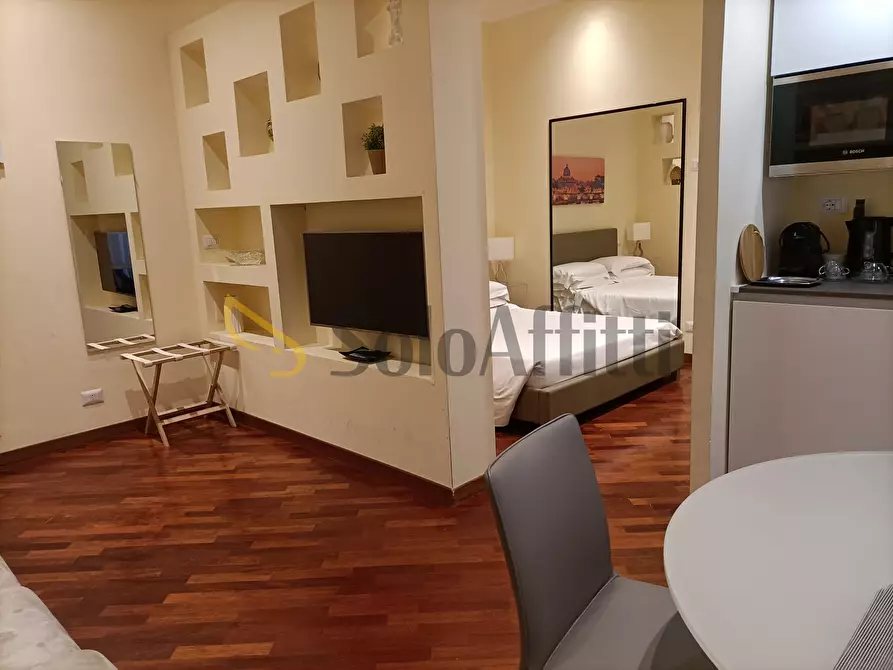 Immagine 10 di Monolocale in affitto  in Via Marche a Roma