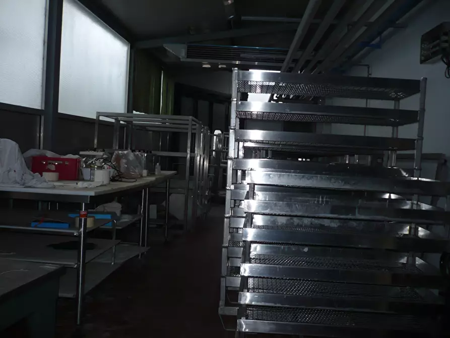 Immagine 10 di Attività artigianale in vendita  in via circonvallazione 33 a Medesano