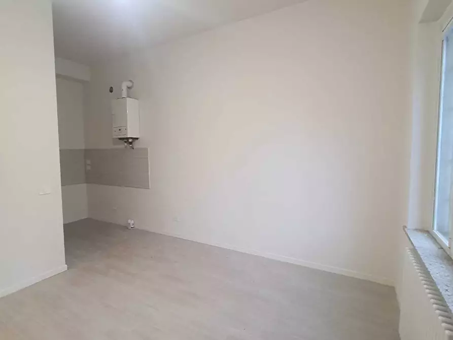 Immagine 10 di Trilocale in vendita  in VIA SOLARI a Parma