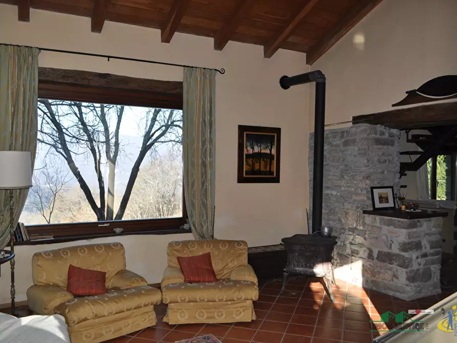 Immagine 10 di Terratetto in vendita  in Frazione Ossella a Valmozzola