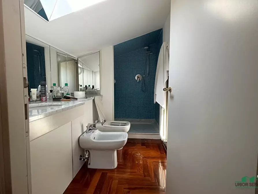 Immagine 44 di Quadrilocale in vendita  in Strada Comunale Farnese 48 a Parma