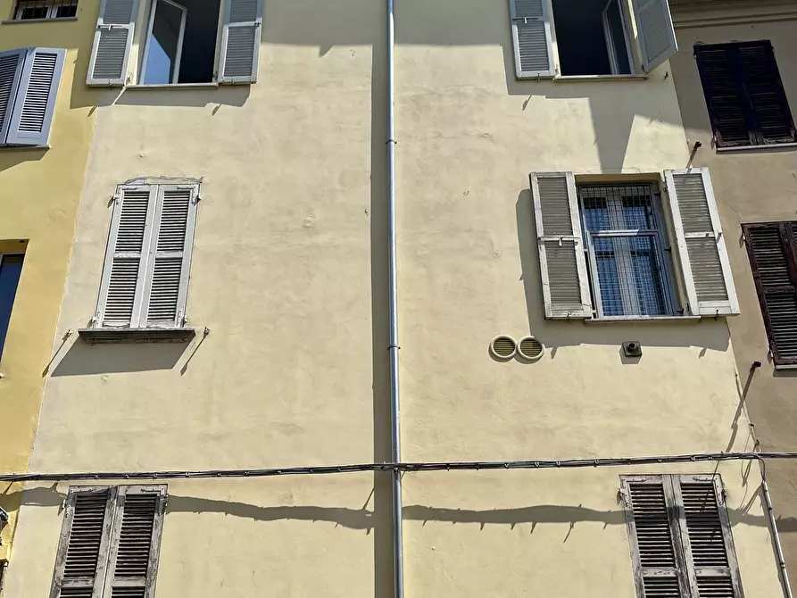 Immagine 10 di Monolocale in vendita  in Borgo Guazzo 40 a Parma