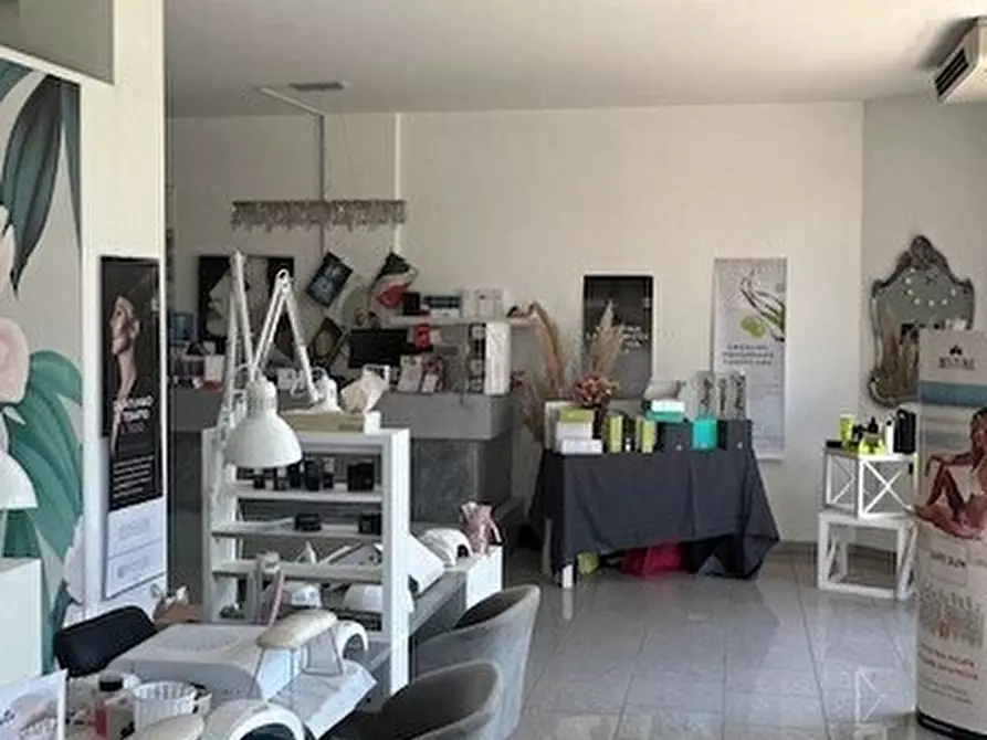 Immagine 6 di Trilocale in vendita  in Piazza Borsellino e Falcone 4 a Salsomaggiore Terme